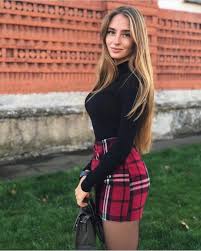 Бутоньерка из искусственных цветов